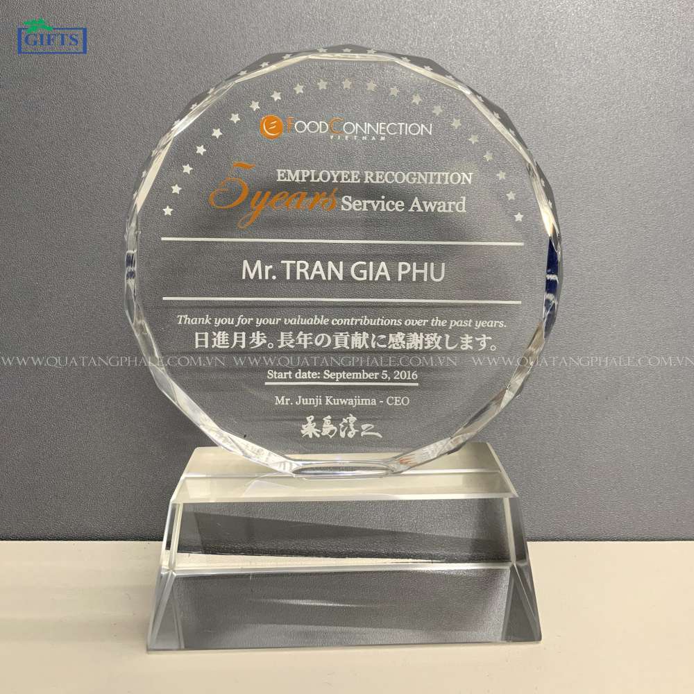 Kỷ niệm chương pha lê QT-KNC-098